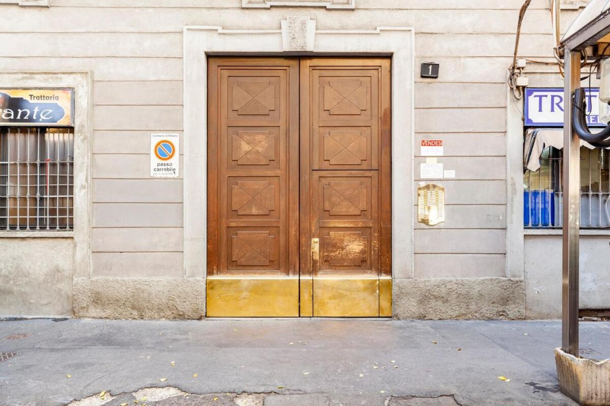 Splendido Bilocale In Vecchia Milano Apartment Bagian luar foto